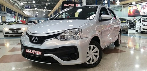 Toyota Etios 1.5 X Sedan 16v 2018