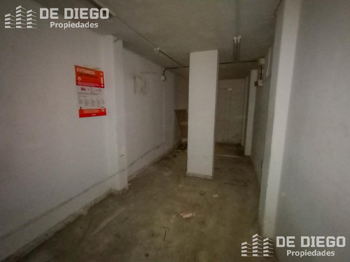 Venta Con Renta Local 282 M2 Puente Saavedra, Apto Gastronomía, Oficina Consultorio. Buen Tránsito Peatonal, Todos Los Transportes.