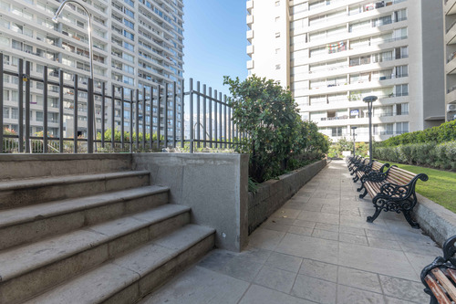 Edificio Av. Américo Vespucio (1 Est. 1 Bod.) Vista Surori