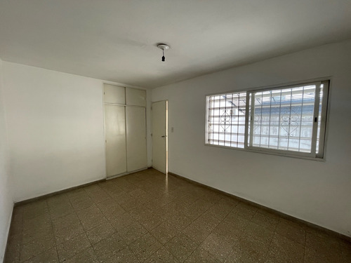 Casa En Venta Alto Alberdi - 3 Dormitorios - Cochera - Escritura Y Planos!