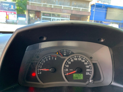 Ford Ka Fly Viral