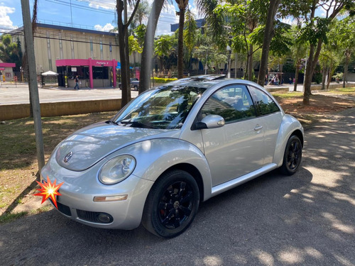 Volkswagen New Beetle 2.0 3p Automática