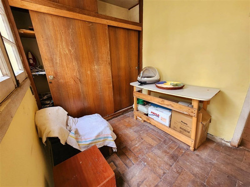 Casa En Venta De 5 Dormitorios En Ñuñoa