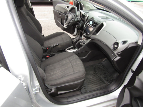 Imagen 12 de 14 de Chevrolet Sonic