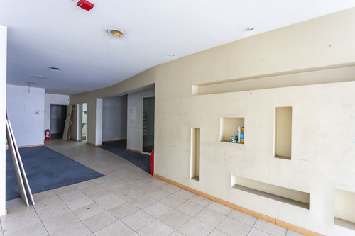 Imagen 29 de 30 de Local En Venta En Banfield