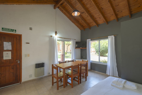 Complejo De Cabañas En Santa Rosa De Calamuchita