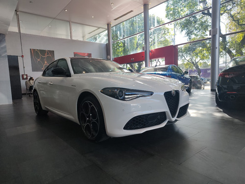 Alfa Romeo Giulia 2.0 280cv Veloce