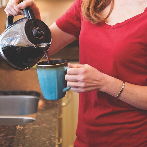 Imagen 9 de 10 de Cafetera Electrica Black Decker 12 Tazas Cm0941b-ar