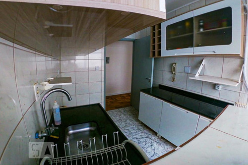 Imagem 3 de 15 de Apartamento À Venda - Vila Ipiranga, 1 Quarto, 46 - S893057831