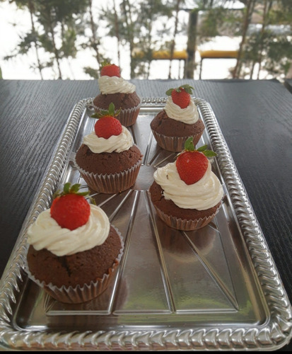 Imagem 2 de 2 de Trabalhamos Com Todos Os Tipos De Cupcake
