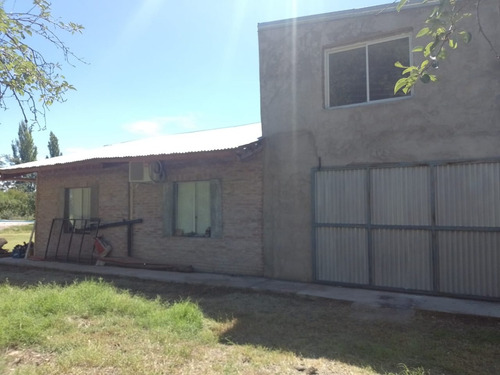 Imagen 18 de 19 de Venta De Casa Con Terreno De 1/2 Hectárea - San Rafael Mendoza