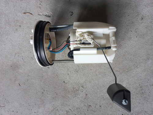 Bomba Gasolina Original Mazda 2 Yaris R 2016-2019 (Usado)