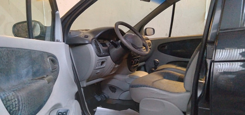 Renault Scénic 1.6 Authentique 2006