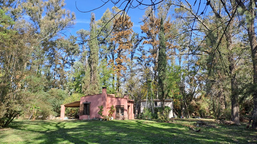 Venta - Casa - Barrio Parque Los Pinos - Exaltación De La Cruz