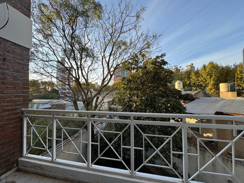 Departamento 2 Ambientes Con Balcon- Excelente Ubicacion