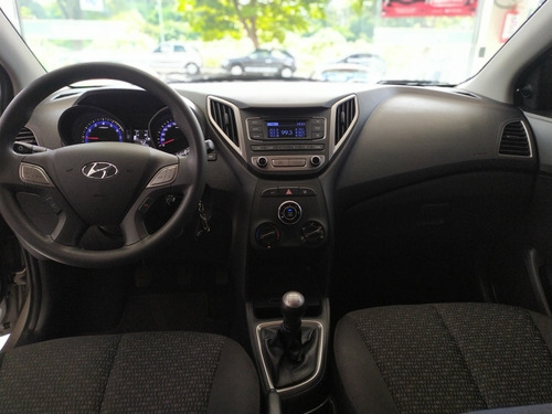 Imagem 7 de 11 de Hyundai Hb20 2018 1.0 Comfort Plus Flex 5p
