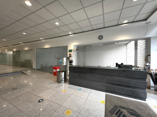 Edificio Oficinas En Col. Portales / 3,064m2c / 21 Privados