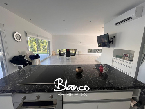 Casa En Venta En Los Lagos, Nordelta, Tigre