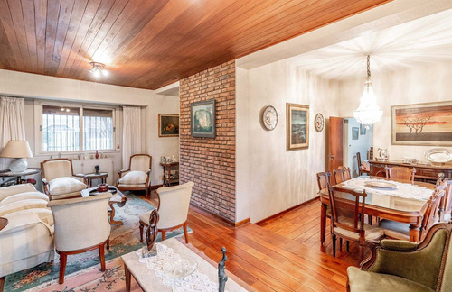 Imagen 6 de 30 de Venta Casa 5 Amb. Jardin.pileta. Punta Chica