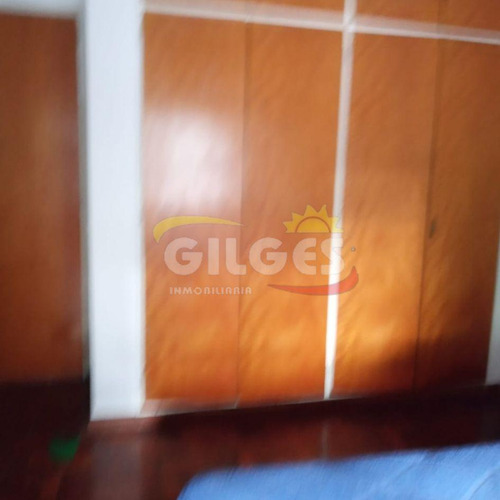 Venta De Casa 6 Amb. Sobre Lote 10x33m² En Haedo