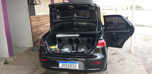 Imagem 3 de 7 de Fiat Siena 2010 1.8 Hlx Flex Dualogic 4p