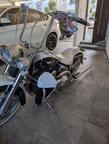 Harley Davidson Softail Deluxe