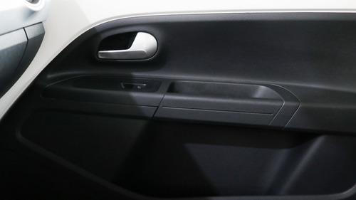 Volkswagen Up! 1.0 High Up! 75cv 5 P - 107963 - C