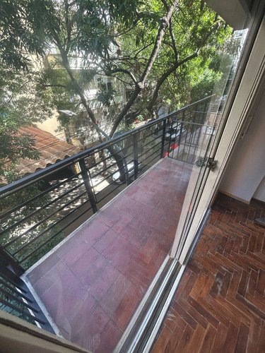 Departamento De 35m² Con Balcón Al Frente. Barrio Y Ubicación Privilegiadas: En La Vereda Del Subte H Y D. Zona Industrial Y Comercial. Facultades. Apto Profesional. Mega Punto Del Planeta. Dueño Dir