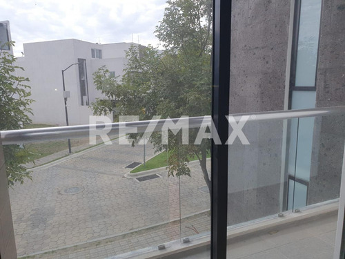 Casa En Venta En Lomas De Angelopolis