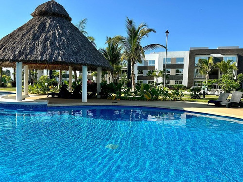 Departamento Con Parque Acuático Y Club De Playa En Acapulco Diamante