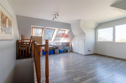 Exquisita Casa En Condominio De 4 Dormitorios