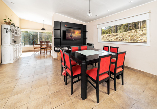 Venta Casa 3 Dorm B° Los Perales 644 M2