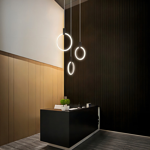 Lustre Luminária De Led 3 Argolas Duplo Alto Moderno para escada mesa de jantar sala Cor Preto 127/220V 47W 127/220V Casa Attract