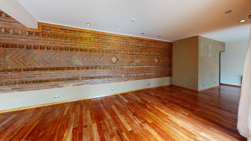 Venta Casa 4 Dormitorios 4 Baños / Pileta B. Jardin Claret