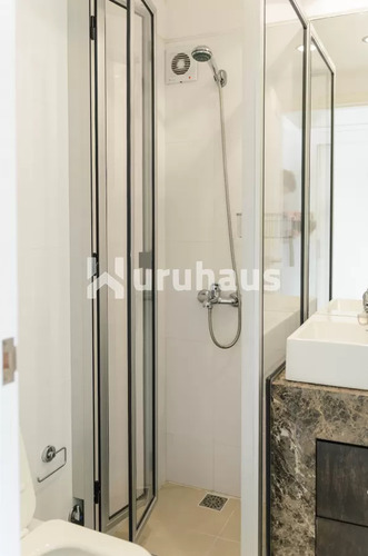 Alquiler Apartamento Tres Dormitorios Punta Del Este Playa Brava Edificio Torre Cristal