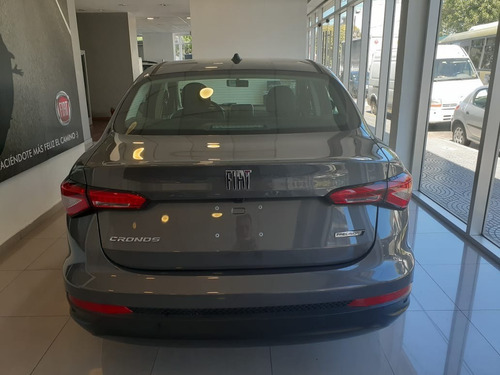 Imagen 2 de 15 de Fiat Cronos Precision 1.8 Automatico 0km 2021