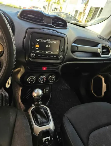 Jeep Renegade Latitude 2015 Americana Sin Legalizar