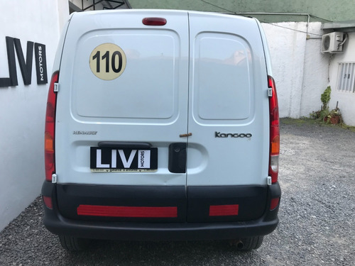 Imagen 13 de 24 de Renault Kangoo Confort 1.6 1pl Año 2018 - Liv Motors