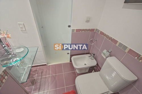 Imagen 22 de 22 de Apartamento Con Vista Al Mar En Alquiler