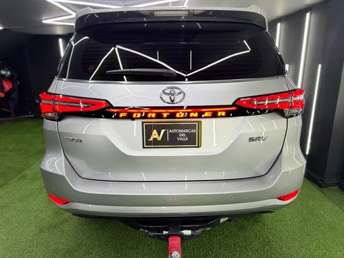 Toyota Fortuner Srv 2022