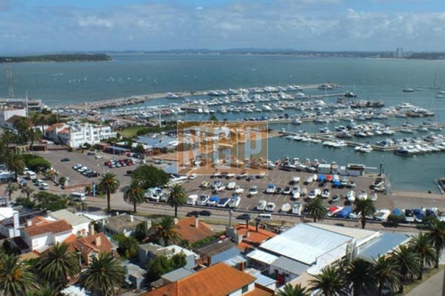 Hermoso Con Vista Total Al Puerto Divino-ref:12501
