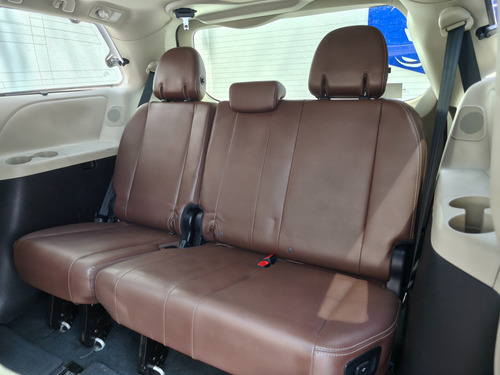 Toyota Sienna 3.5 Limited At