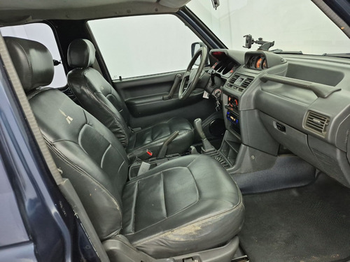 Mitsubishi Montero 3.0 V13