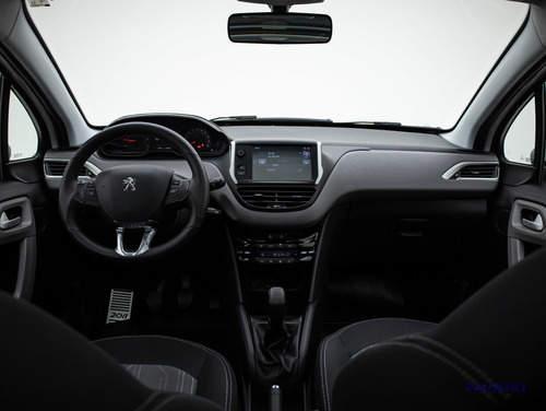 Imagem 13 de 14 de Peugeot 208 Allure 1.2 12v (flex)