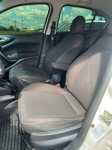 Fiat Cronos 1.8 Precision 16v Flex Aut. 4p