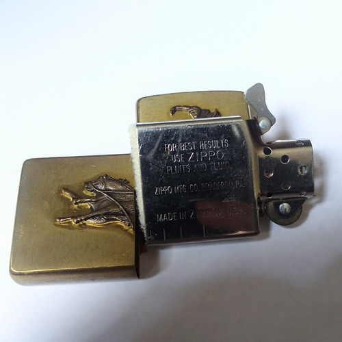 Raro Isqueiro Zippo Marlboro Bronco 1996, Usa, Fluído, Latao (Usado)