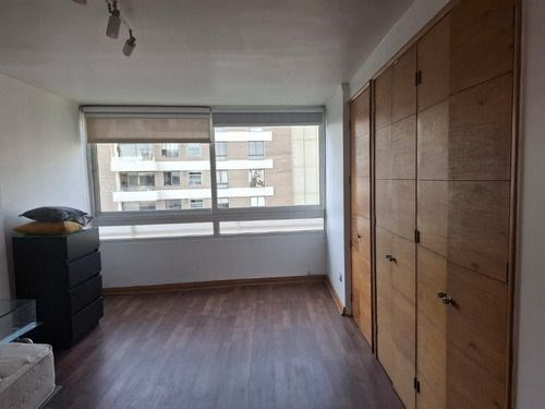Departamento Duplex En Arriendo De 5 Dorm. En Las Condes