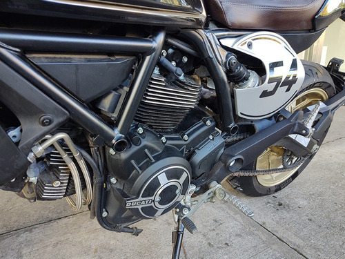 Imagen 4 de 11 de Ducati Scrambler 2017 Cafe Racer Abasto Motors