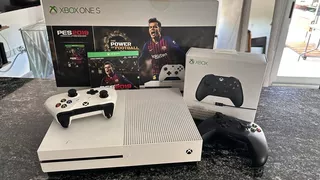 Microsoft Xbox One S 1tb Pro Evolution Soccer 2020 Blanco