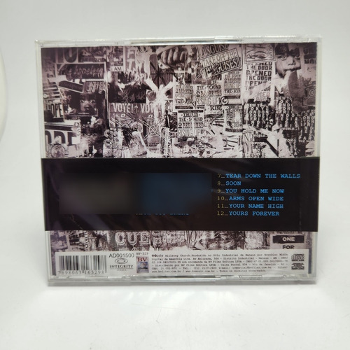 Cd Hillsong United - Across The Earth : Tear Down The Walls